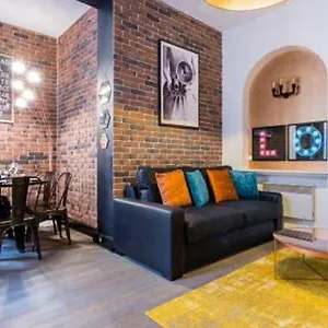Apartamento Cmg Temple / République, París